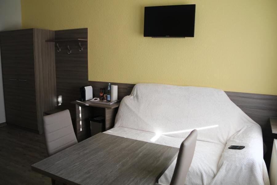 Pension Florion Bernburg Exterior foto
